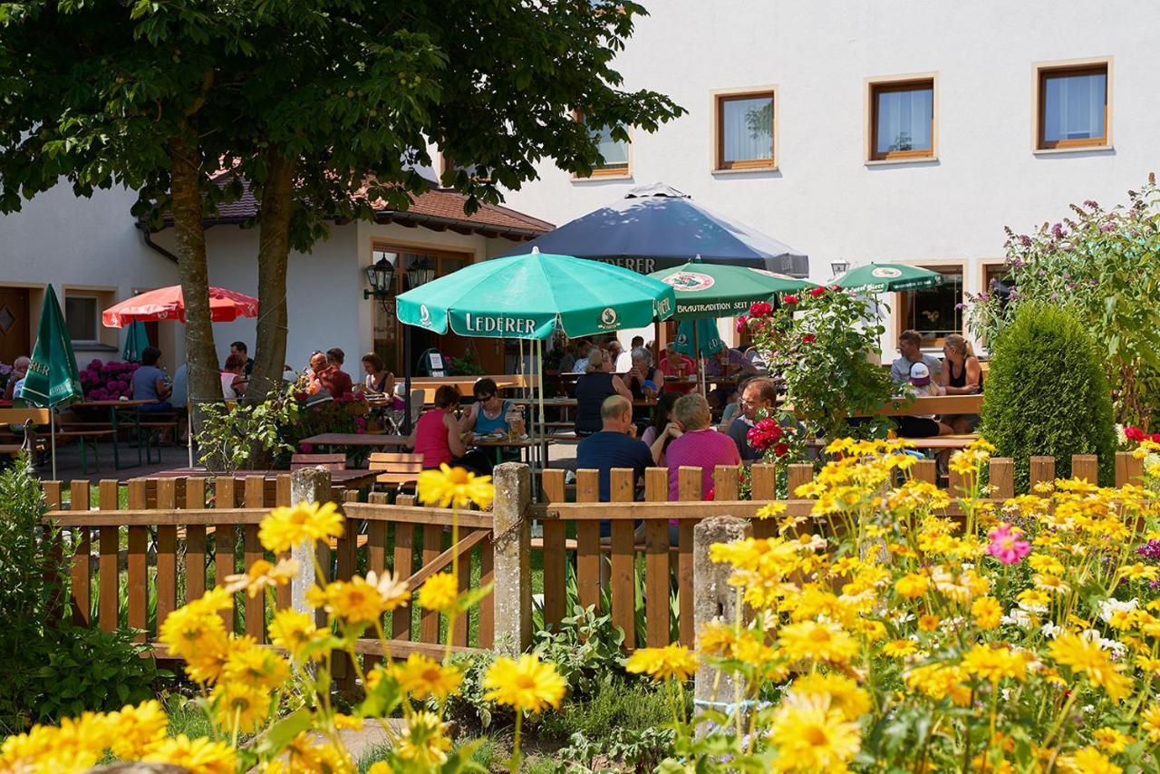 Pensión Gasthof-pension Brauner Hirsch In Alfeld - Mittelfranken